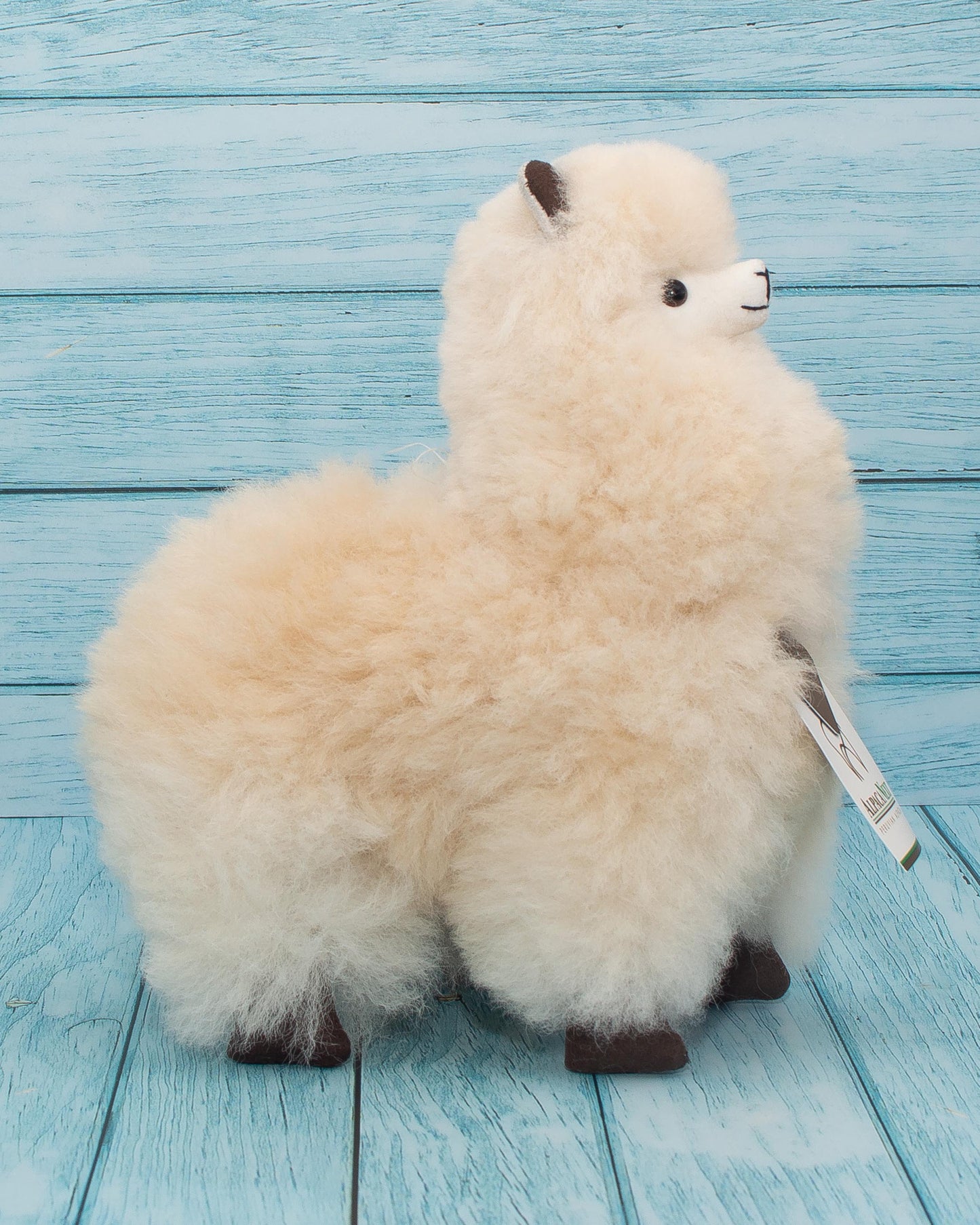 Soft alpaca stuffed animal. Beige, 9 inches. Fluffy and cuddly