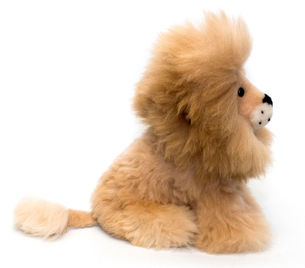 Right side view of the handmade alpaca lion collector's piece in high-quality baby alpaca wool