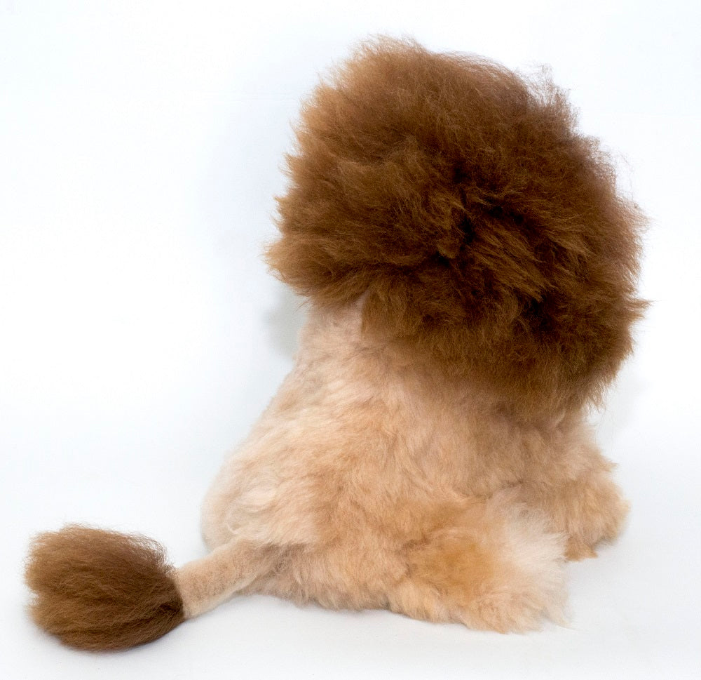 Full back view of the AlpacaNext luxury alpaca lion highlighting the dense and cozy brown baby alpaca fur